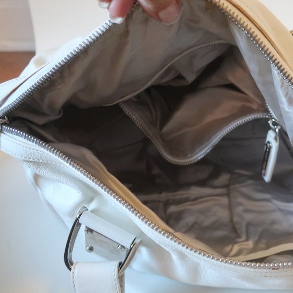 MICHAEL Michael Kors White Satchel - Picture 10 of 16